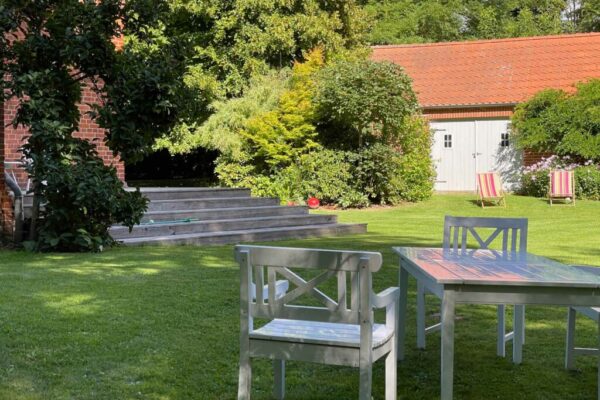 Garten mit Sitzecke